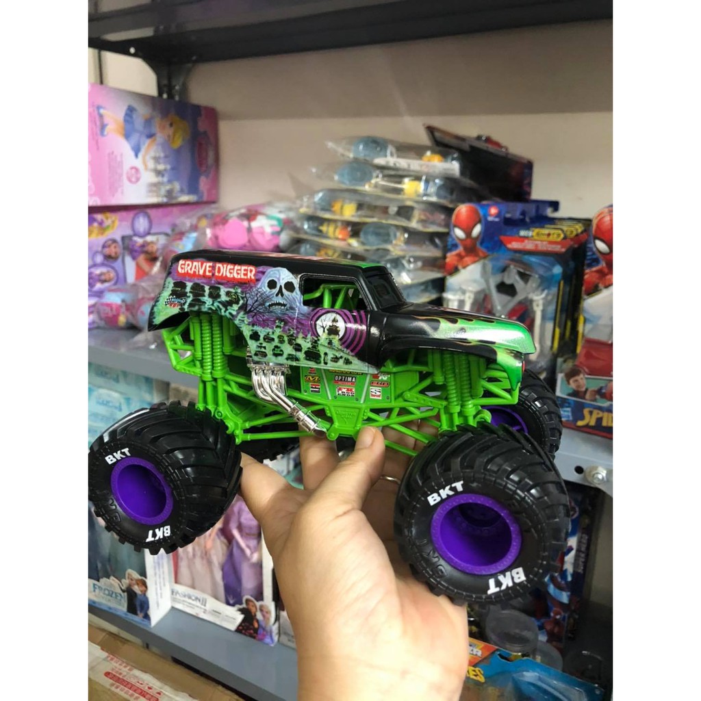 Xe tải quái vật Monster Jam kích thước 1:24