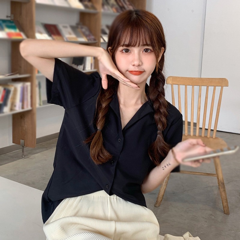 Áo Sơ Mi Tay Ngắn Dáng Rộng Cài Khuy Màu Sắc Đơn Giản Thời Trang Cho Nữ