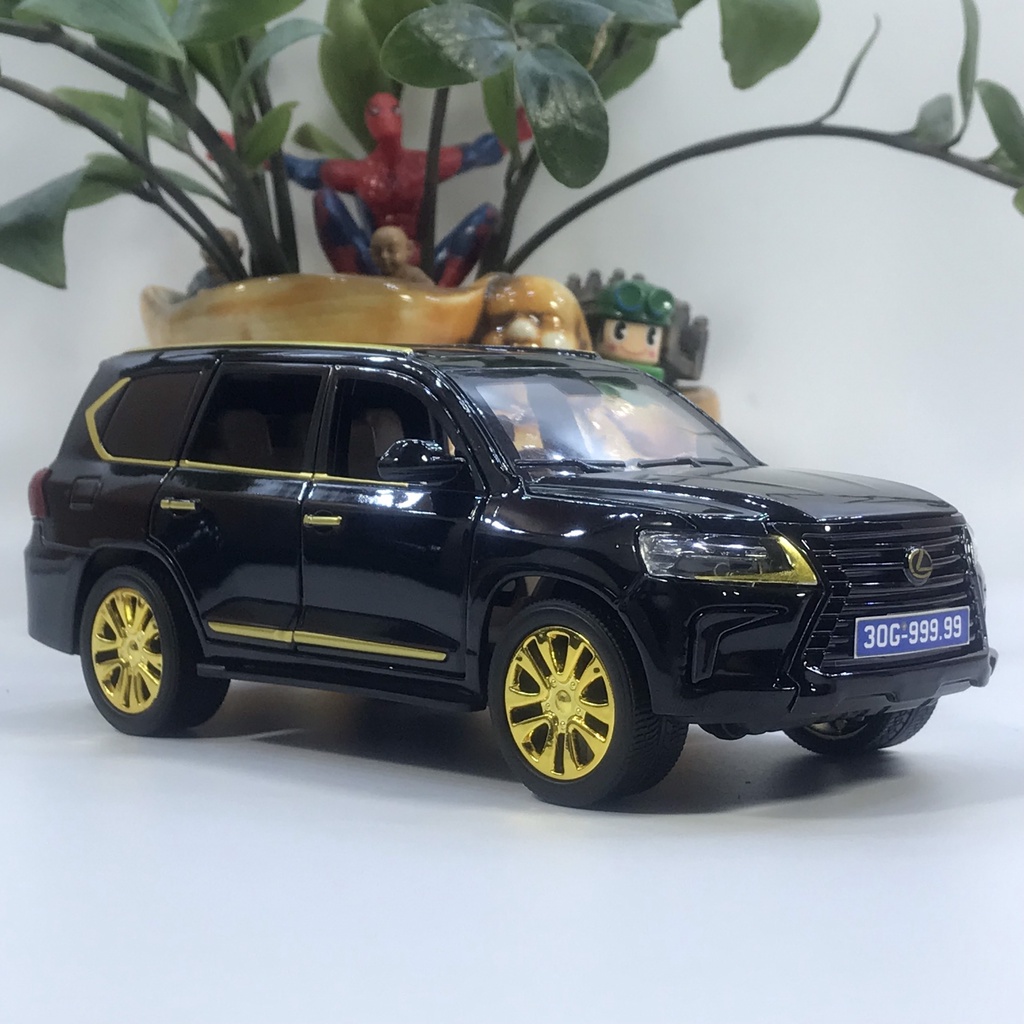 Mô hình xe ô tô Lexus LX570 tỷ lệ 1:24 bằng kim loại giá rẻ nhất