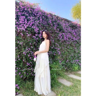 Váy maxi yếm hở lưng 𝐀̉𝐧𝐡 𝐓𝐡𝐚̣̂𝐭 chuẩn hình