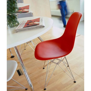 ghế eames mặt nhựa PP chân sắt mạ