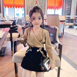 Set áo nhũ vạt chéo chân váy A nhung cho bé gái