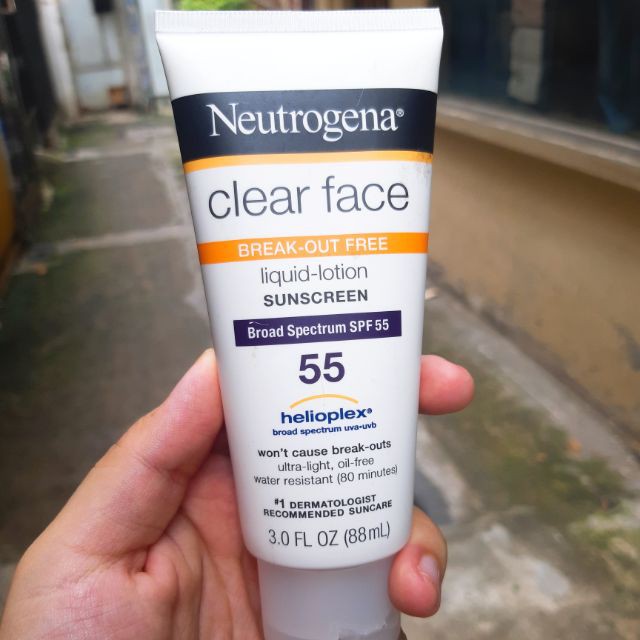 Kem chống nắng Neutrogena Clear Face 88ml