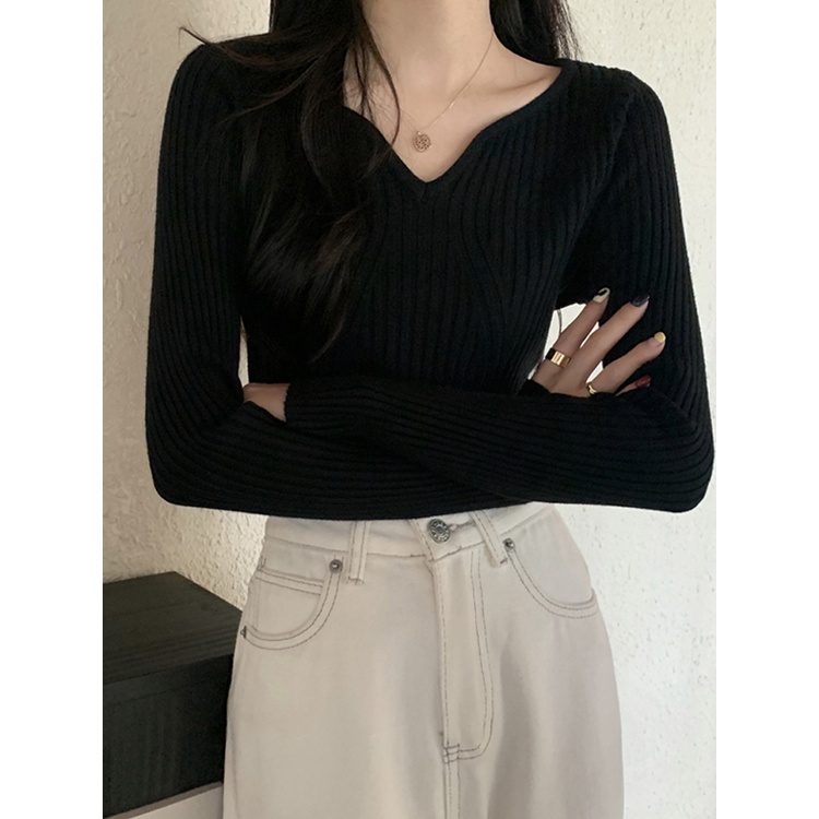 Áo len tăm nữ mỏng cổ V ôm body nhẹ nhàng