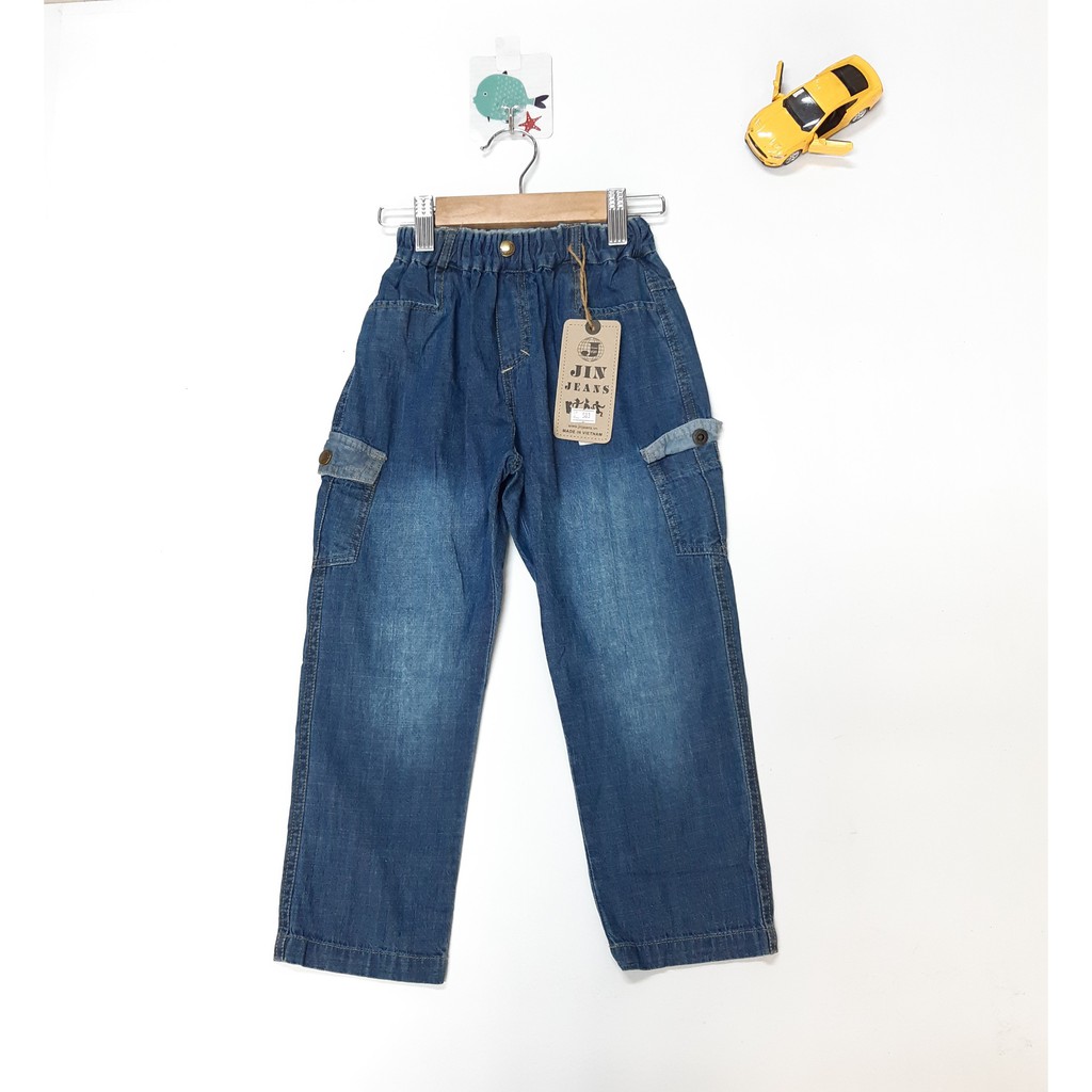 DG59- Quần jean bé trai, màu xanh nhạt, có hai túi hộp, made in Việt Nam