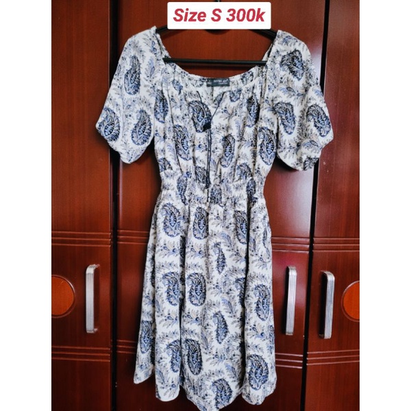 Quần, áo size S của Ellise