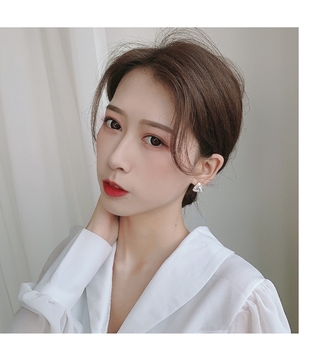 Bông tai đơn giản Hàn Quốc