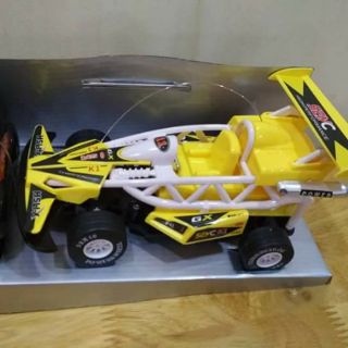 Xe đua tốc độ điều khiển từ xa