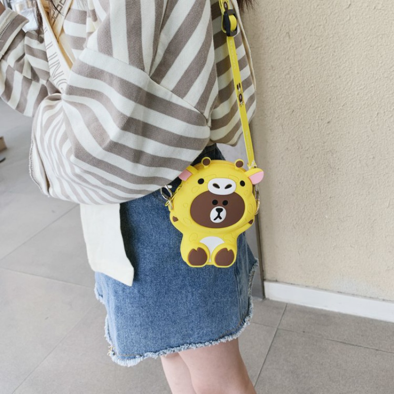 Túi đeo chéo hình gấu dễ thương cho bé gái