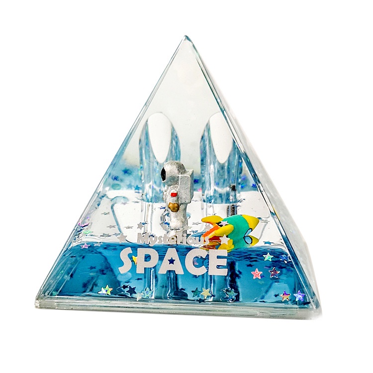 Phụ Kiện Cát Chảy Hình Phi Hành Gia Nổi Trên Mặt Nước Trang Trí Phòng Bé