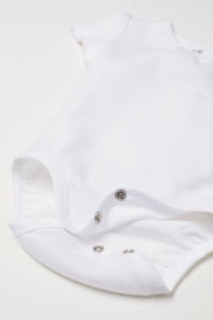 Áo trắng body bé gái HM kids auth