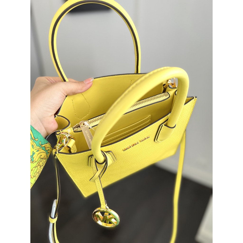 Túi xách nữ chính hãng Michael Kors Mercer Medium Leather Crossbody Bag-Size 22 x20cm