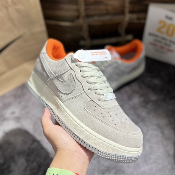 Giầy AF1 lòng cam vải da lộn cao cấp.