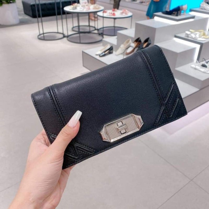 Túi Xách Nữ Charles Keith CK6-10770238 Black Turn-Lock Wallet