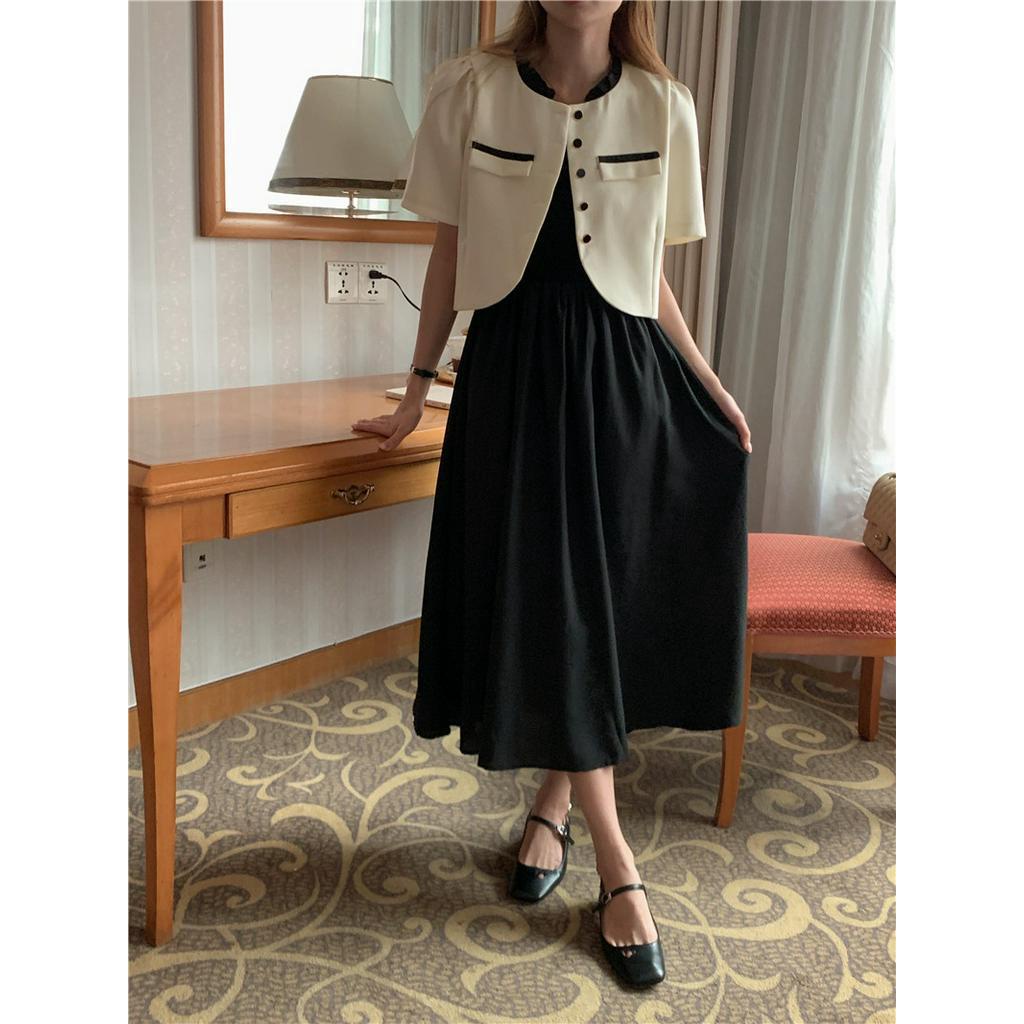 Đầm Ngắn Tay Màu Sắc Thời Trang Mùa Hè 62618