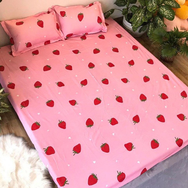 Sét Chăn Ga Gối 5 Món Cotton Poly Emmidecor Mẫu Dâu Tây Hồng