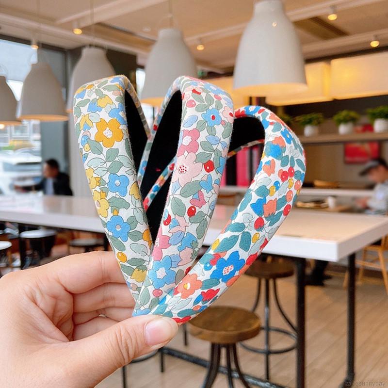 Cài tóc phong cách Hàn Quốc dễ thương cho bé gái