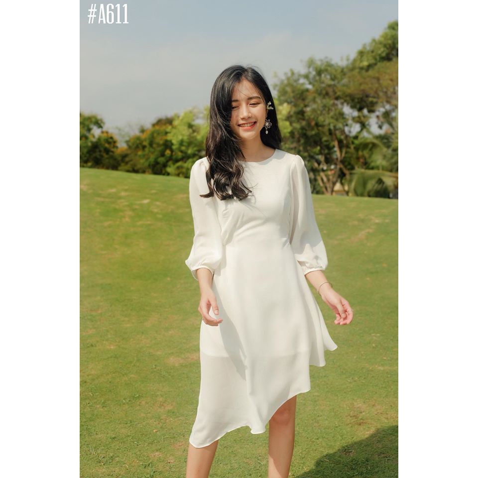 Đầm lụa lệch tà đính ngọc thanh lịch