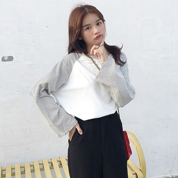 Áo Thun Tay Dài Cổ Tròn Dáng Rộng Họa Tiết Kẻ Sọc Màu Sắc Thời Trang Mùa Thu Phong Cách Hàn Quốc Cho Nữ