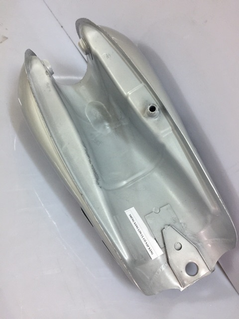 Thùng xăng châu Âu CL-68 mã 0014.