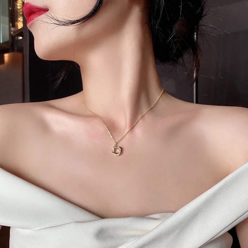 Dây chuyền nữ phong cách Hàn Quốc kiểu dáng nhẹ nhàng sang trọng