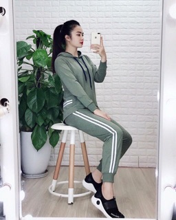 Bộ nỉ nữ
