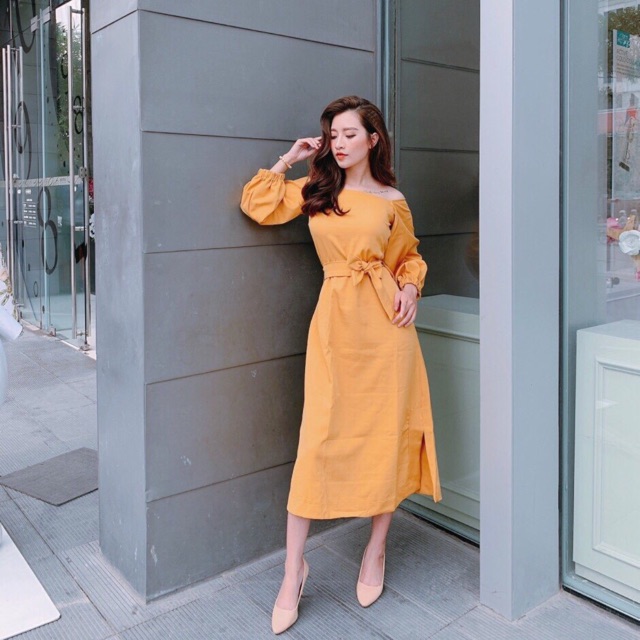 Váy kiểu cột eo