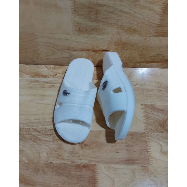 Dép nhựa nam hiệu cá sấu