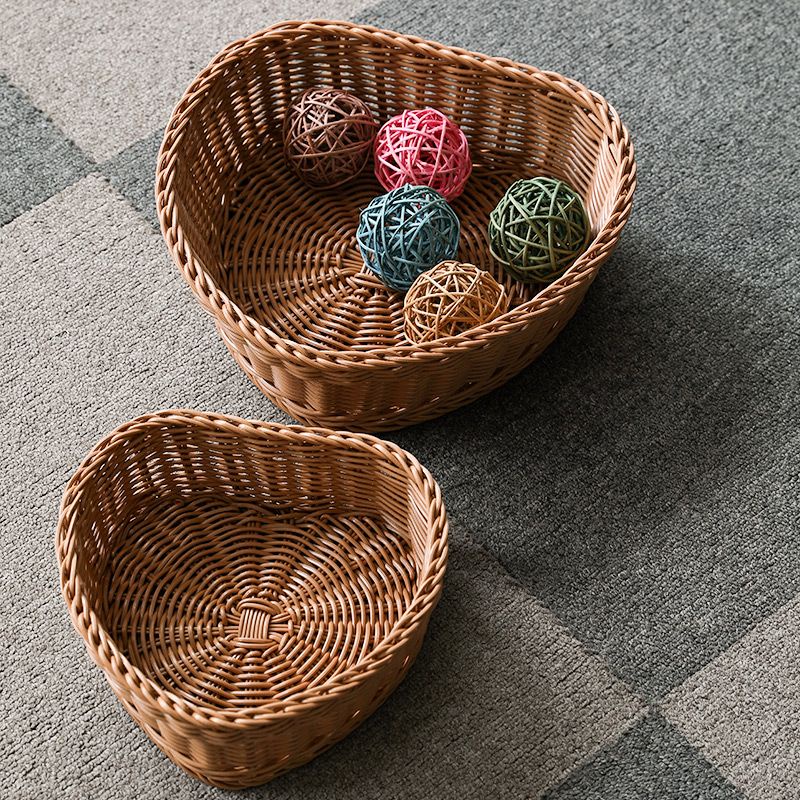 Giỏ Đựng Trái Cây / Bánh Kẹo / Đồ Ăn Vặt Bằng Nhựa Giả Mây Đan Hình Trái Tim Để Bàn Phòng Khách