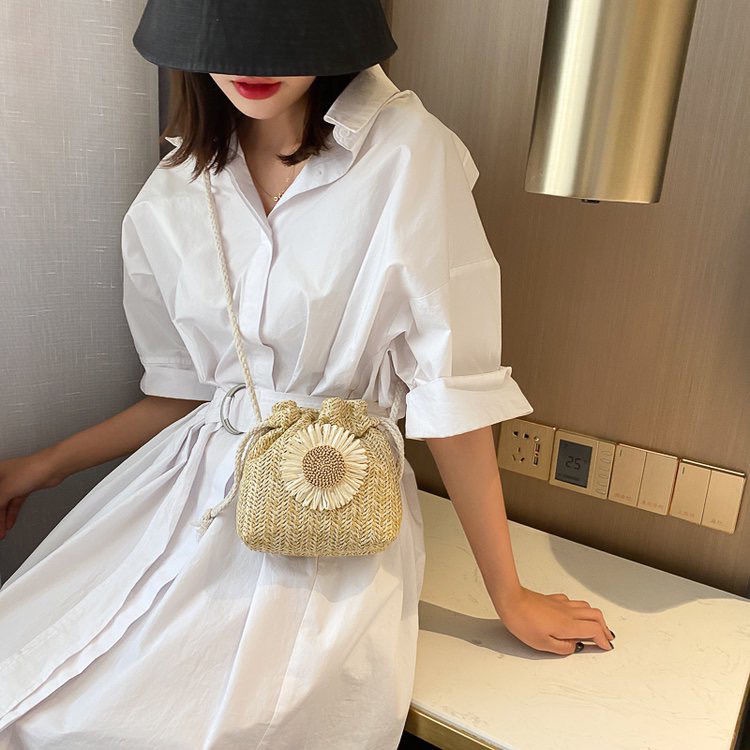 Túi Đeo Chéo Bằng Cói Thiết Kế Dễ Thương Thời Trang Mùa Hè Cho Nữ