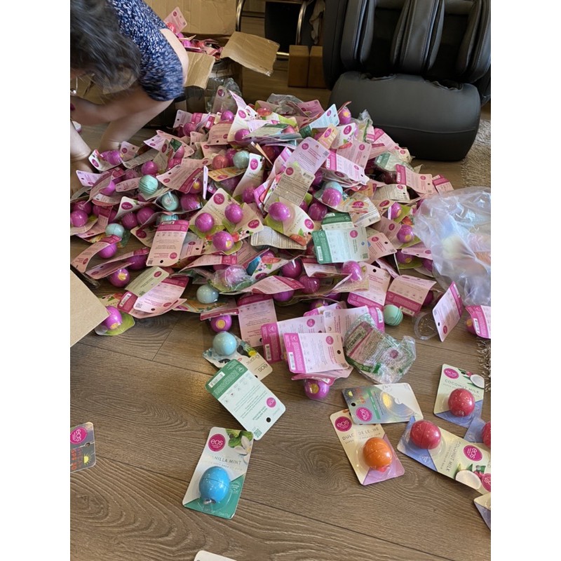 GIÁ SỐC - COMBO 2 Son trứng EOS HÀNG MỸ 🇺🇸 (Vỏ nhăn nên sale rẻ, 100% AUTH) | BigBuy360 - bigbuy360.vn