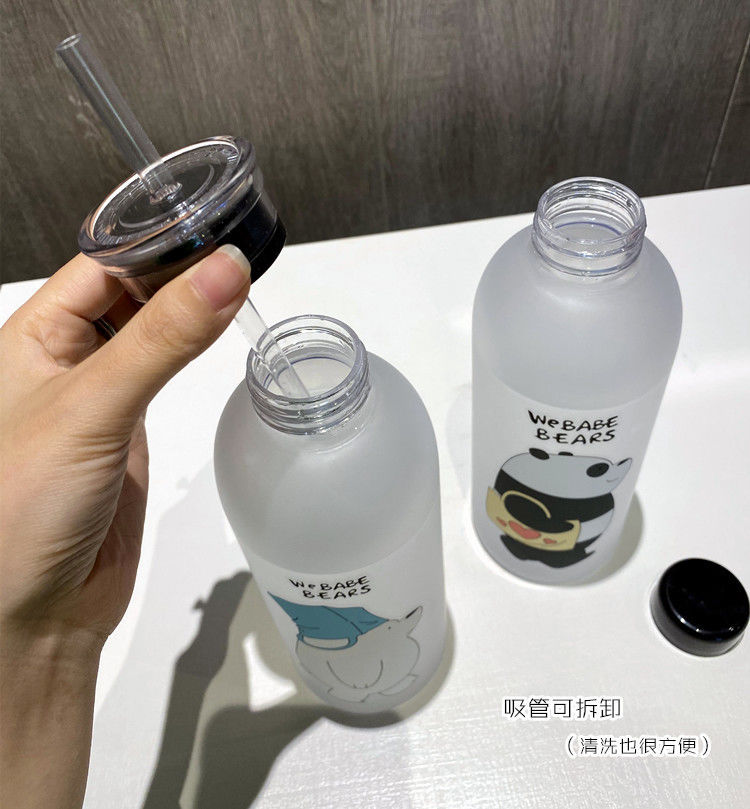 Bình nước Volemer bằng nhựa dung tích lớn 0.5L/ 1L có ống hút tiện dụng