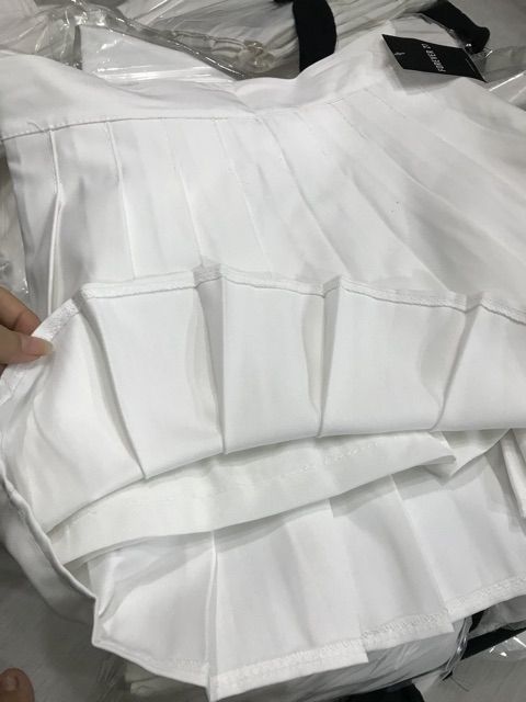 Chân váy tennis trơn đủ màu lựa chọn mua sắm nha các bé yêu ơi | BigBuy360 - bigbuy360.vn