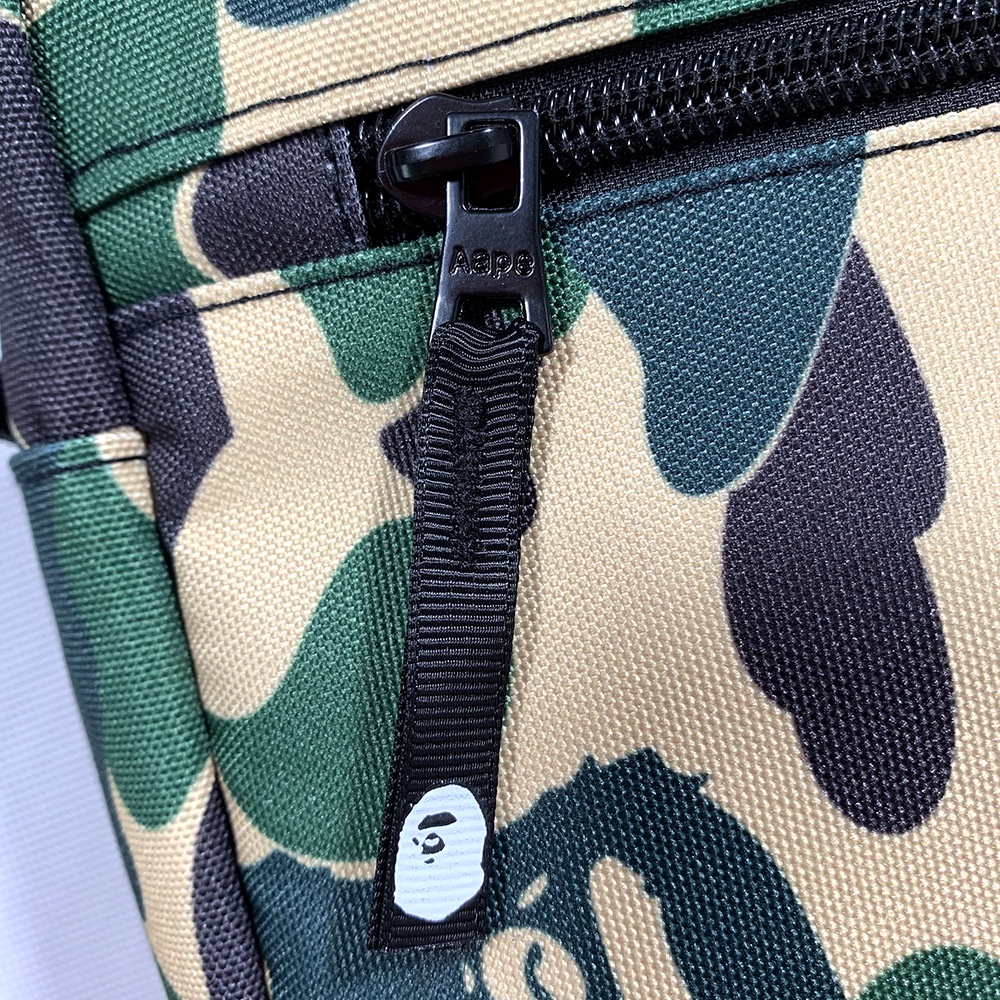 Túi đeo chéo Bape Camo Green, Bape Bag, Chất liệu Polyester chống nước, Size 26 x 18 x 10cm Màu Xanh Camo