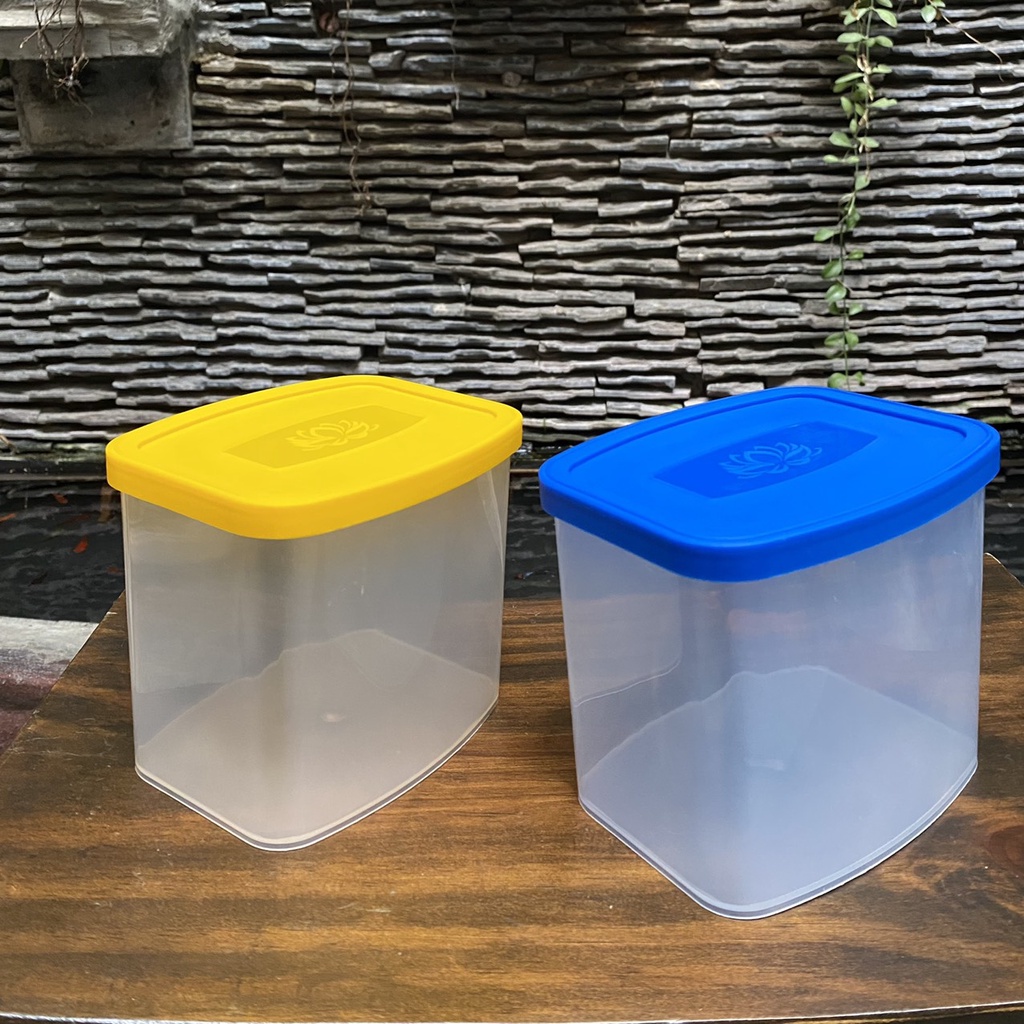 Hộp nhựa đựng thực phẩm