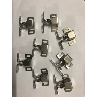 Chốt sập cánh tủ màu nâu