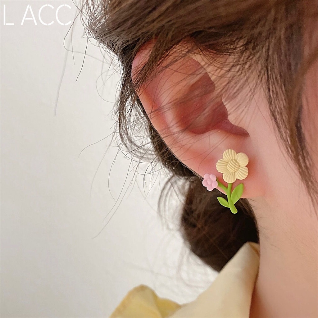 Khuyên Tai Hình Hoa Nhỏ Phong Cách Hàn Quốc Tươi Mới 2022