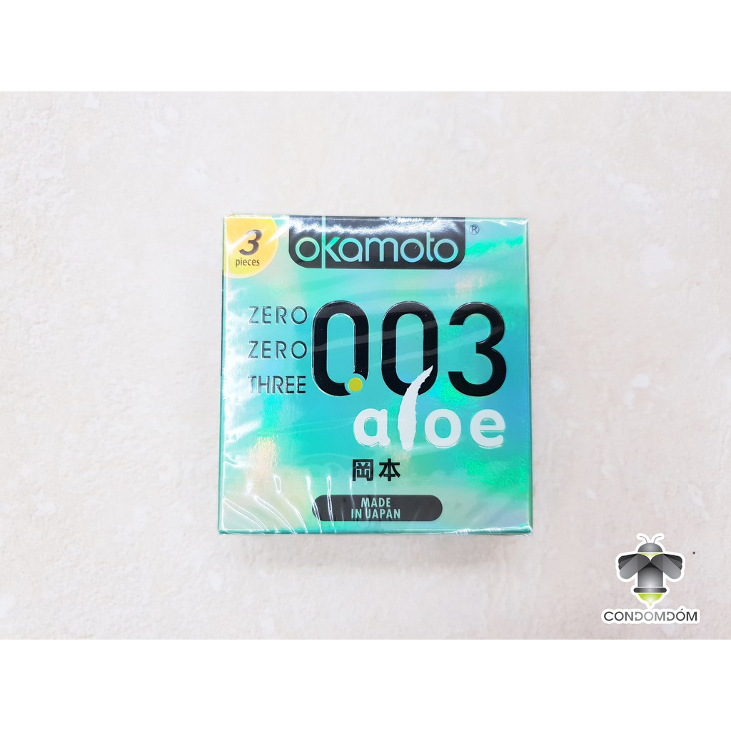 Bao cao su Okamoto 0.03 Aloe cực siêu mỏng tinh chất lô hội hộp 3 chiếc