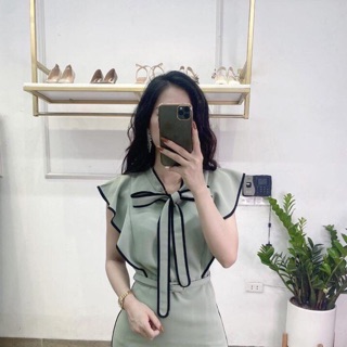 Váy tay bèo cổ nơ