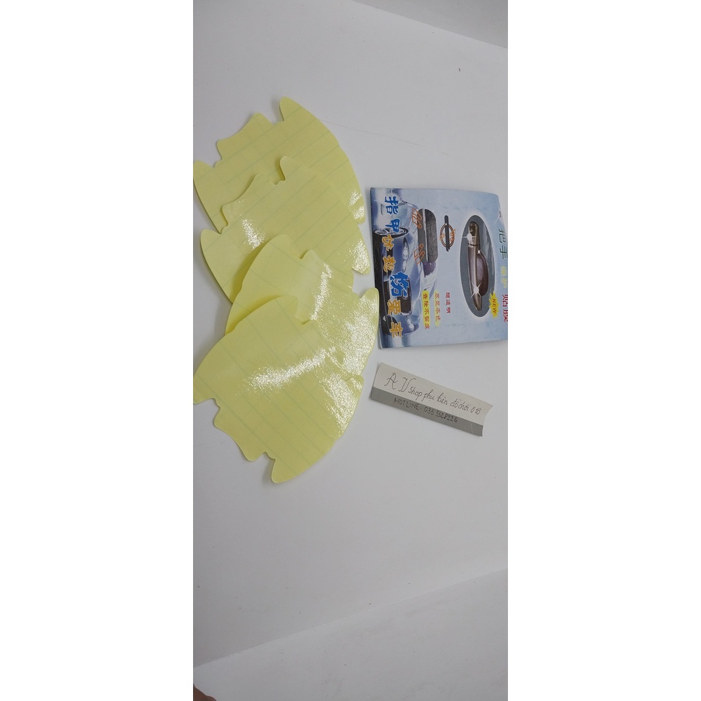 Bộ 04 Miếng Dán Chống Xước Hõm Tay Nắm Cửa Xe Ô Tô Cao Cấp