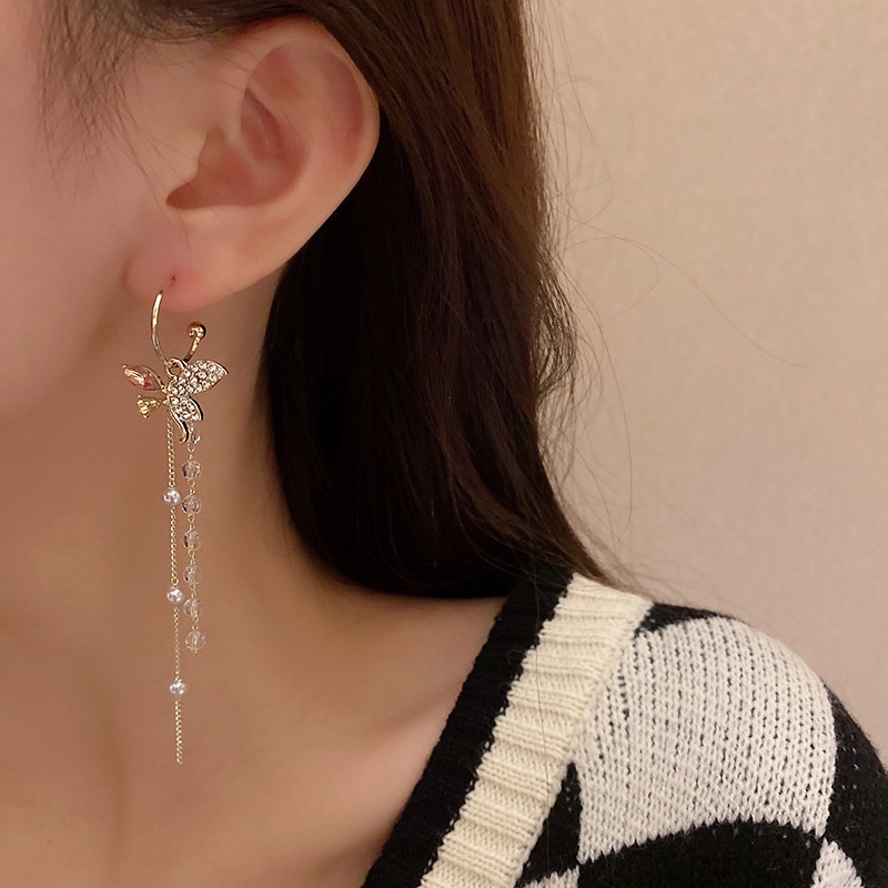 Bông Tai Bạc 925 Dáng Dài Phối Tua Rua Hình Bướm Đính Đá Pha Lê Thời Trang Sang Trọng Cho Nữ