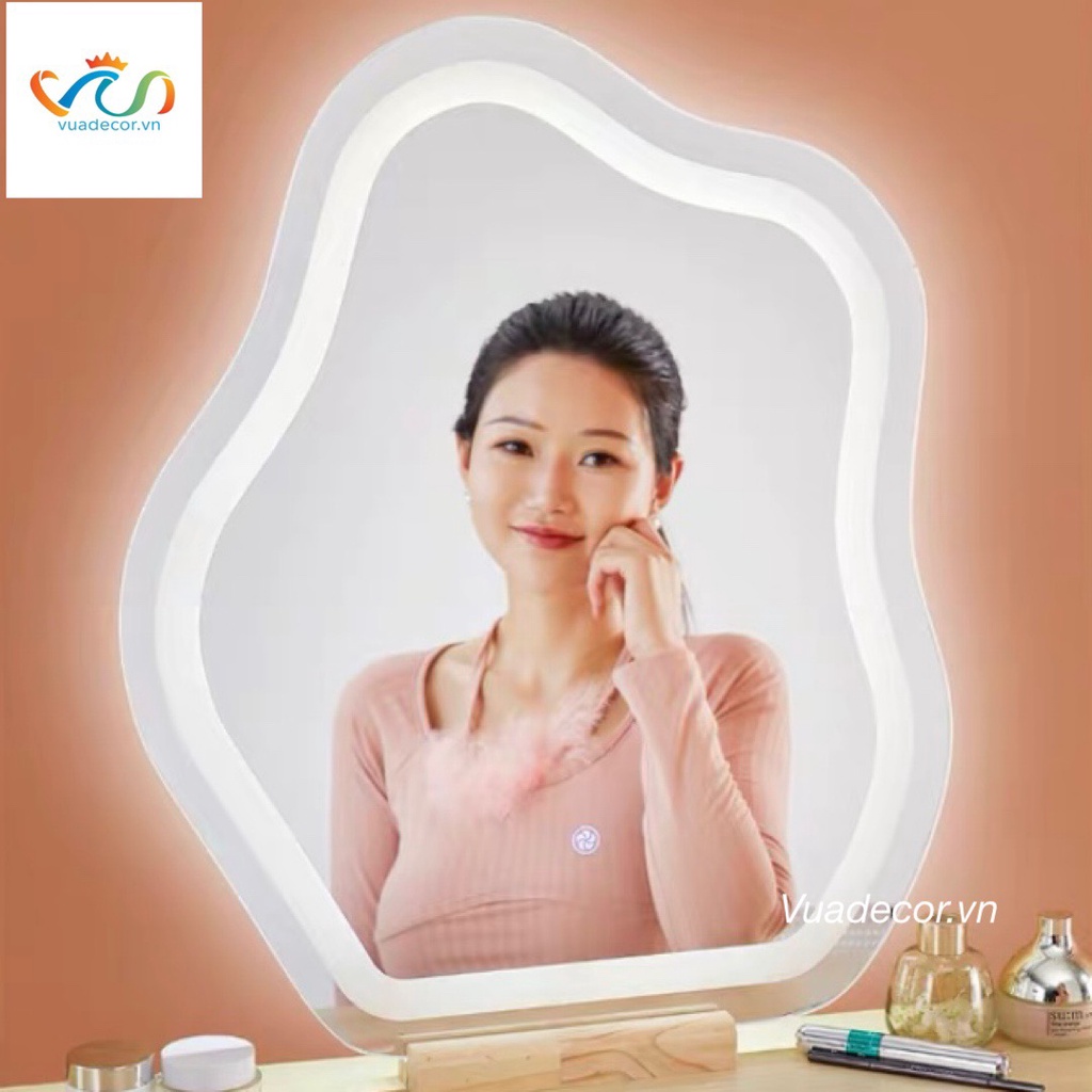(HỎA TỐC) Gương hạt đậu treo phòng tắm, bàn trang điểm VUADECOR led cảm ứng cao cấp