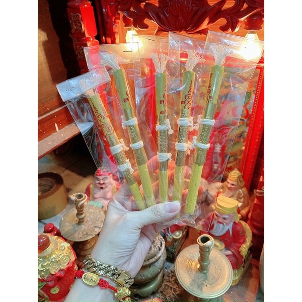 Trầm cây xông chiêu tài Thái Lan