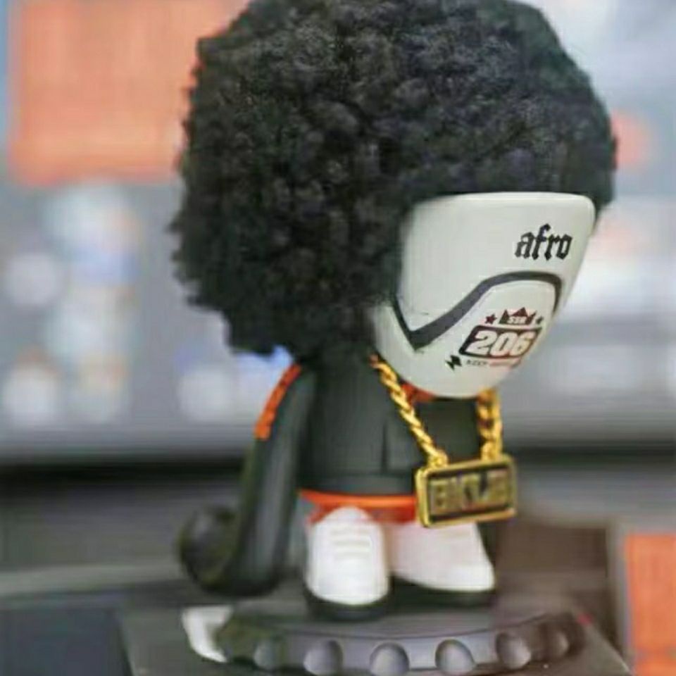 Đồ trang trí Nhân Vật LAMTOYS Chameleon 6 Màu Đen