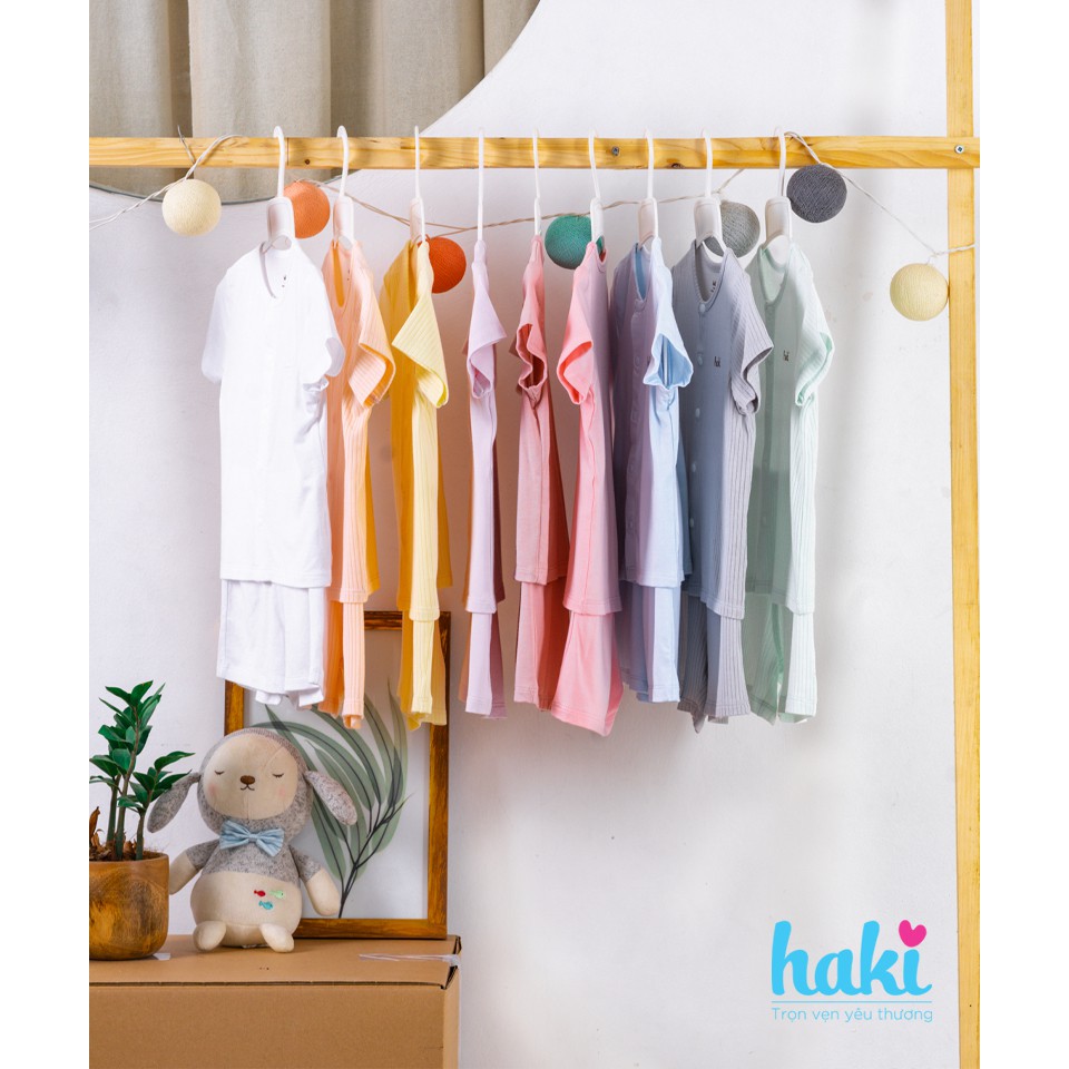 Haki BM001 - Bộ cộc tay cài giữa vải sồi siêu mềm mịn HAKI-bộ quần áo hè cho bé trai bé gái bé sơ sinh, bộ quần đùi