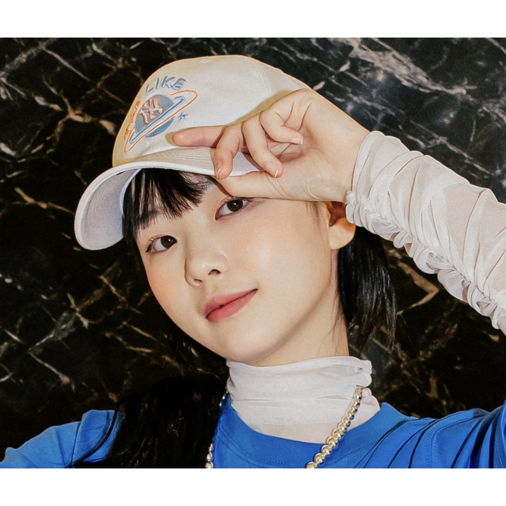 Mũ MLB vũ trụ trắng