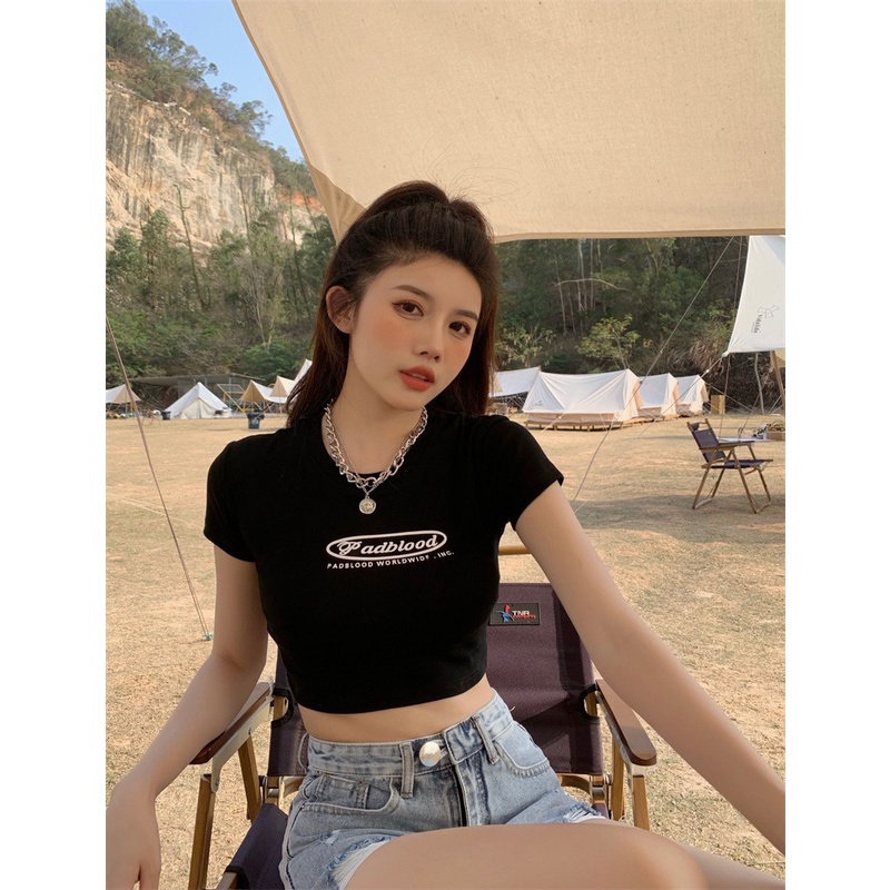 QKOOLE Áo thun croptop nữ  cổ tròn in họa tiết thời trang