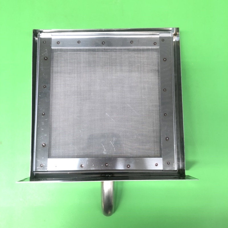 Khay và lưới lọc cho máy ép mía 24x24cm