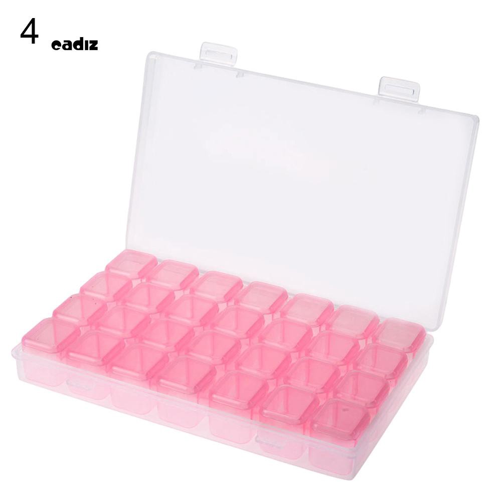 Hộp 28 ngăn bằng nhựa trong suốt dùng để đựng trang sức kích thước 17x11cm