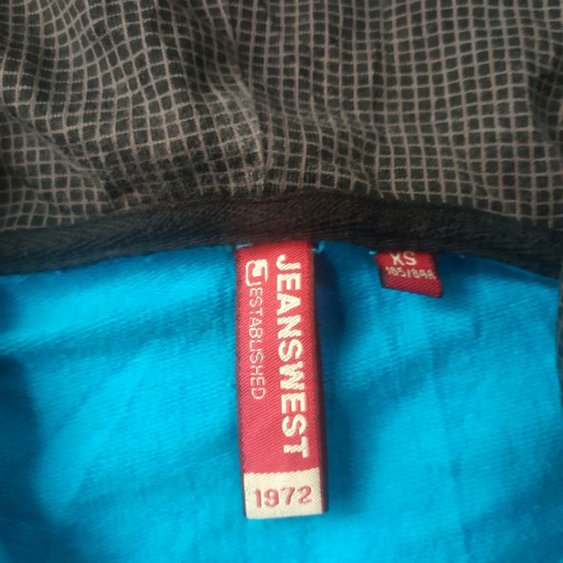 Áo khoác nỉ xanh dương hiệu Jeanswest siêu xịn